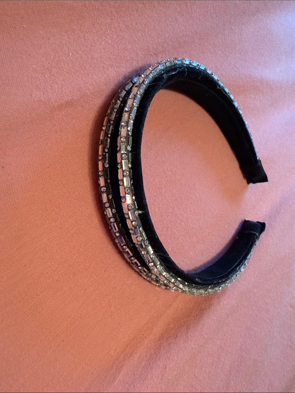 Crystal-Embellished Black Velvet Headband Brand new